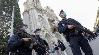 Attaque à Nice : une veillée devant l'église Notre-Dame en hommage aux victimes