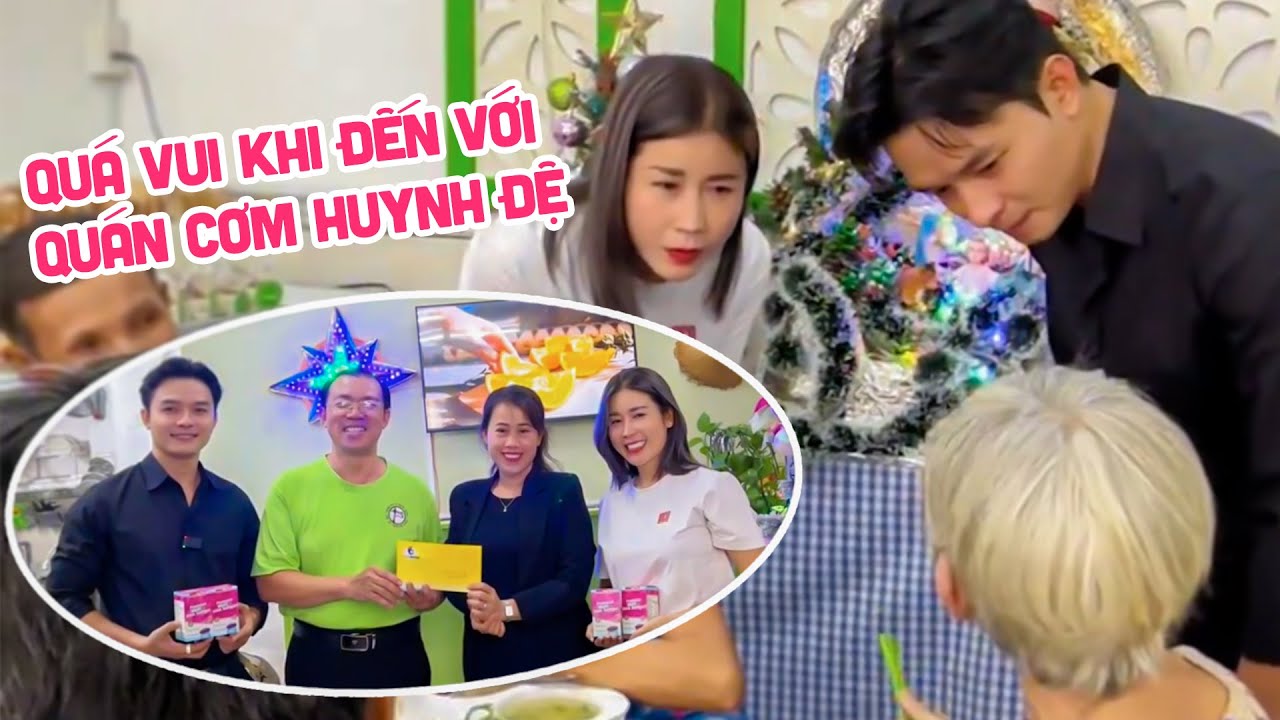 Quá vui khi 4D và Lê Minh Thành được bà con cô bác nhận ra khi đến Quán Cơm Huynh Đệ