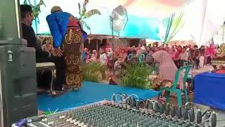 Sungkem temu manten lucu hehehe