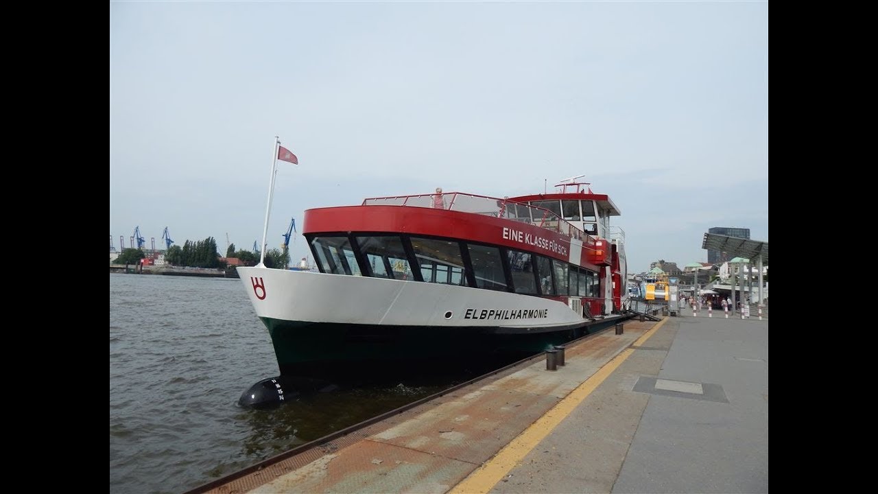 Elbphilharmonie-Landungsbrücken (Hadag-Fährlinie 72/ferry-line 72)