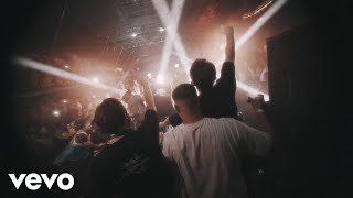 Chase & Status, Bou - Baddadan (Live) ft. IRAH, Flowdan, Trigga, Takura Resimi