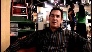 Rules of Engagement - Exclusive: Patrick Warburton Interview