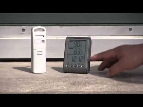 AcuRite Indoor / Outdoor Thermometer 00754 