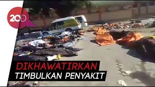 Pemandangan Tumpukan Mayat Membusuk di Halaman RS