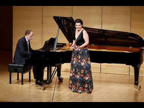 Sophie Rennert & Joseph Middleton | Gustav Mahler: Blicke mir nicht in die Lieder