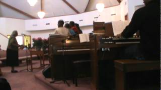 Miniatura de vídeo de "New Hope Baptist Church Choir "We've Come This Far by Faith""