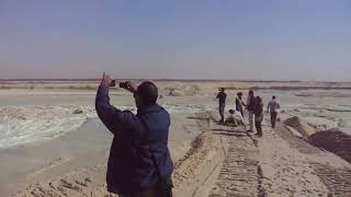 هانى عبد الرحمن رئيس تحرير القناة يرصد أكبر احواض الترسيب  خلال حفر قناة السويس الجديدة