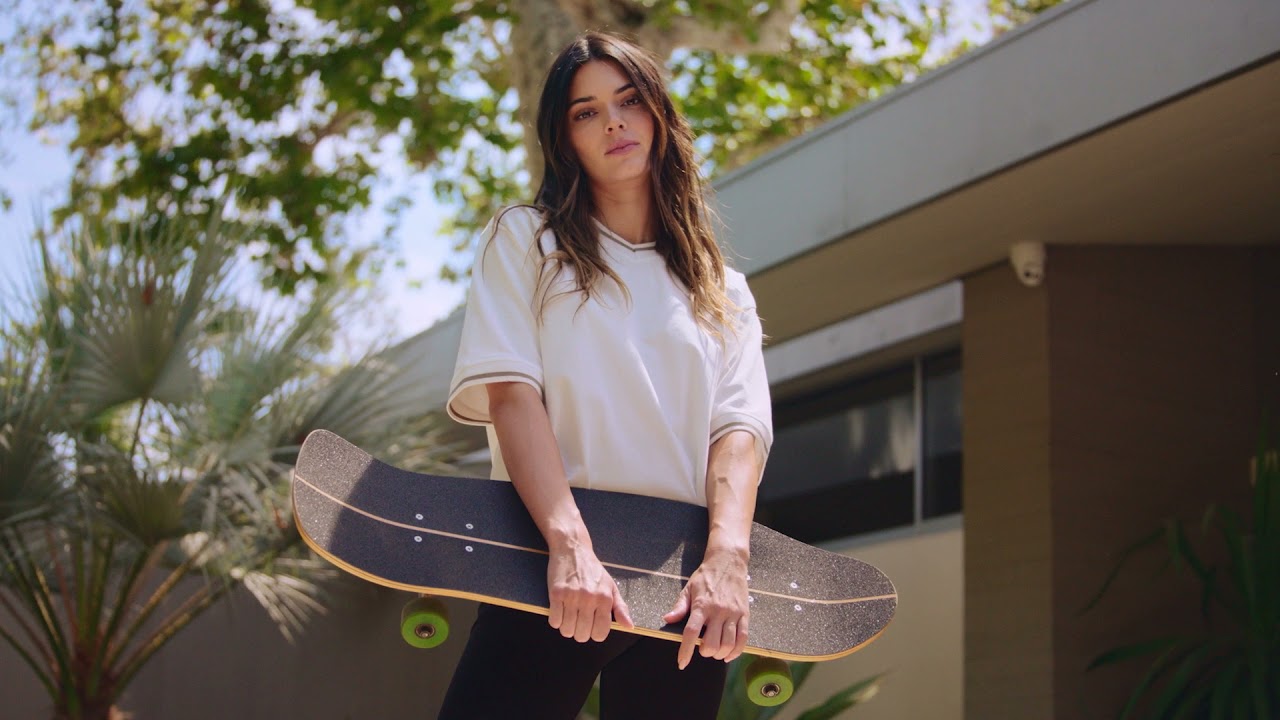 Kendall for ABOUT YOU