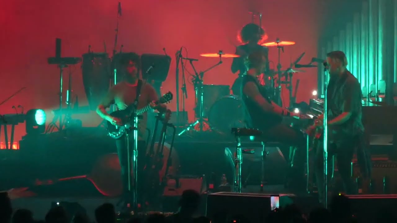 Arcade Fire Neighborhood 1 (Tunnels) Hammerstein Ballroom, NYC