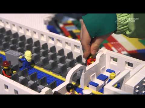 Lego SWAT - The Plane Robbery At the Lego City Airport. Music in this video : - by Kevin MacLeod -Hi. 