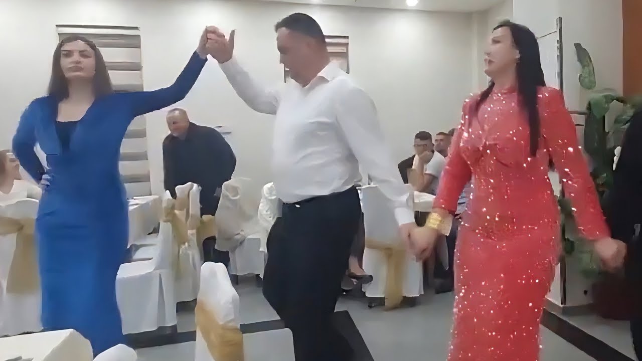 Tako se igra Rijetko kolo - Kolovodja devojka prelepo igra kolo - Bravo !!!