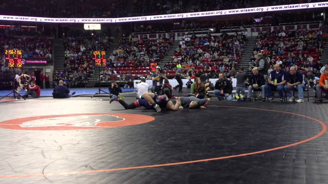 Southern Door's Englebert gets closer to first title