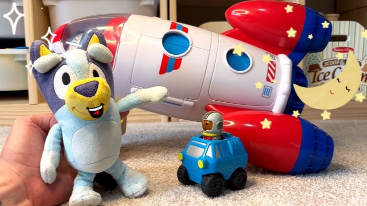Bluey Builds a Spaceship?! Her Big Moon Adventure - YouTube
