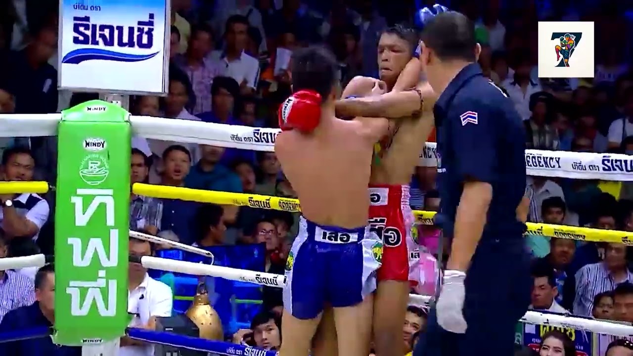 มวยไทย 7 สี 17 สิงหาคม 2557 อภิสิทธิ์ เค.ที.ยิม ปะทะ วันเฉลิม ศิษย์ซ้อน้อง