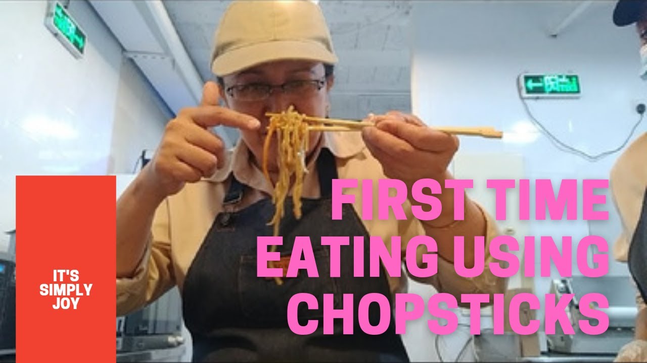 FIRST TIME EATING USING CHOPSTICKS ..FAILED...