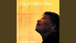 Video thumbnail of "Ella Fitzgerald - There's A Lull In My Life"