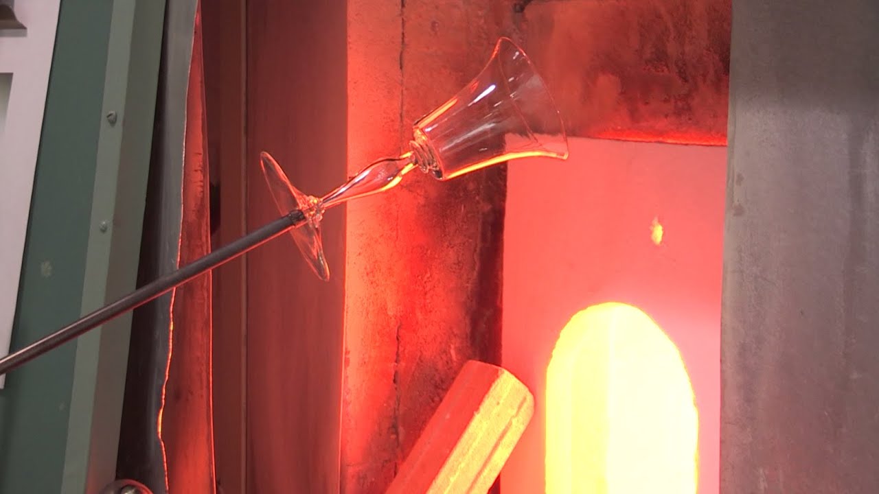 Simple Flared Wineglass