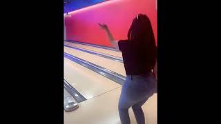 Shiraz Karam شيراز كرم Bowlingshorts