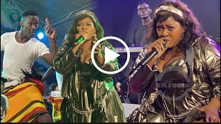 Mary bata akoze Efujjo nomusajja Ku Concert ya Recheal Namiiro abadigize abawade Vibe mpaka Kukigala