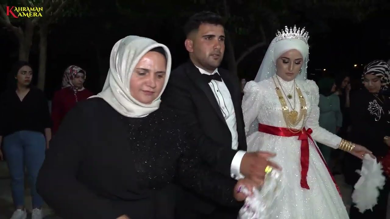 DİLLERE DESTAN BİR DÜĞÜN. EFSANE OYUNCULAR BURDA. MUSABEYLİ DAL AİLESİNİN DÜĞÜNÜ KAHRAMAN KAMERA