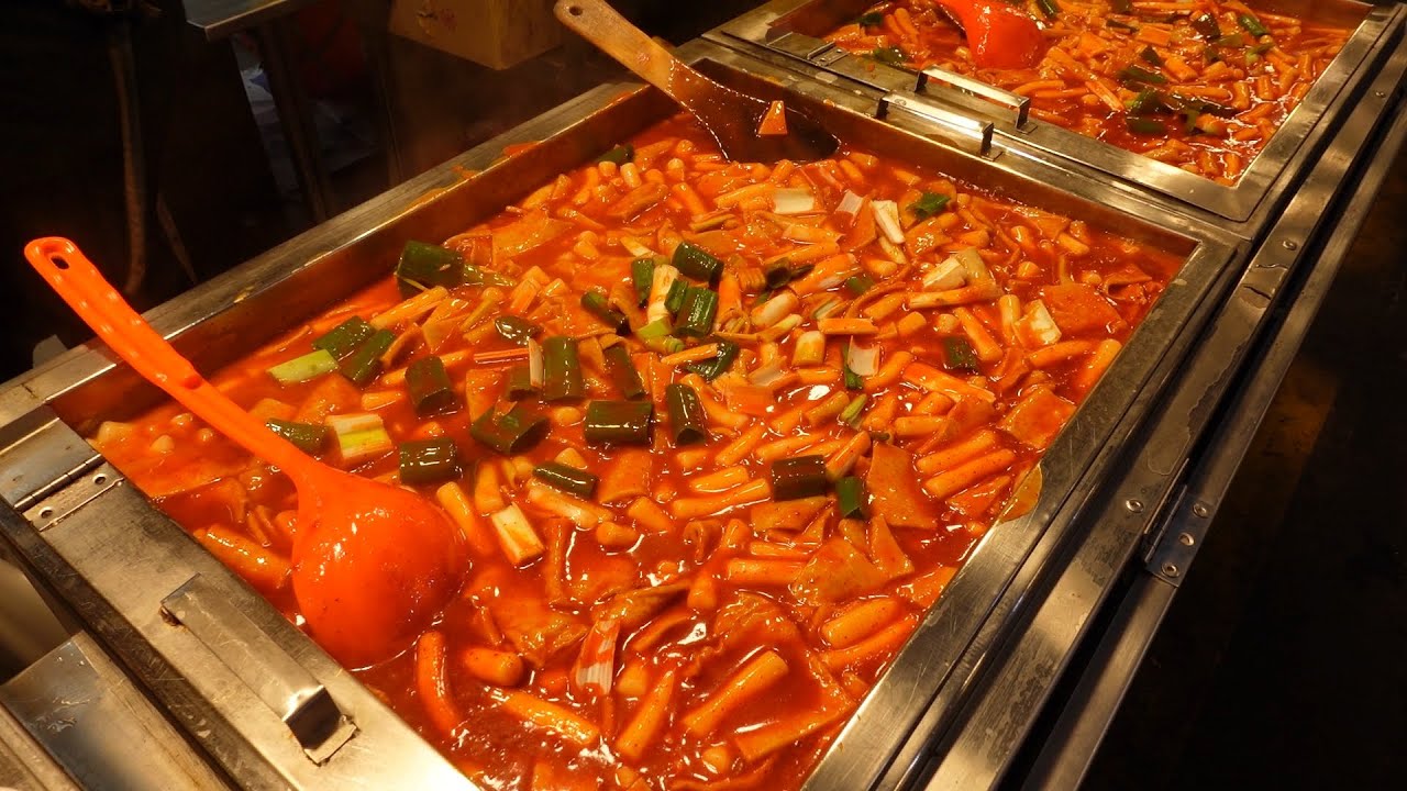 쯔양도 인정한 역대급 대박 분식집, 1인분 2천원 대전 로컬 떡볶이, 튀김, 순대, 어묵 / spicy rice cake Tteokbokki / korean street food