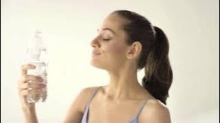 Download lagu Iklan Minuman Le Minerale 'Café'