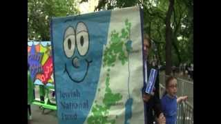 Talking Pushke Box- The Coins That Built Israel- Jewish National Fund At The Celebrate Israel Parade