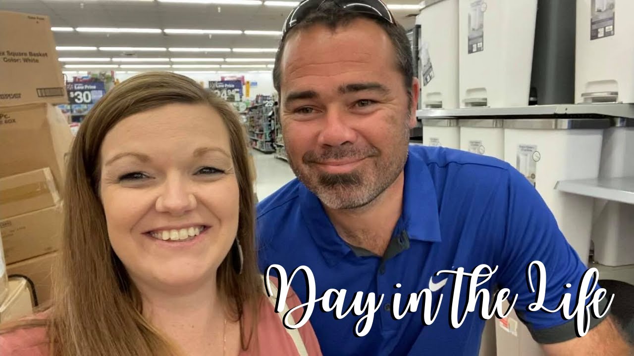 Large Family Vlog || Day in the Life with 10 Kids - YouTube