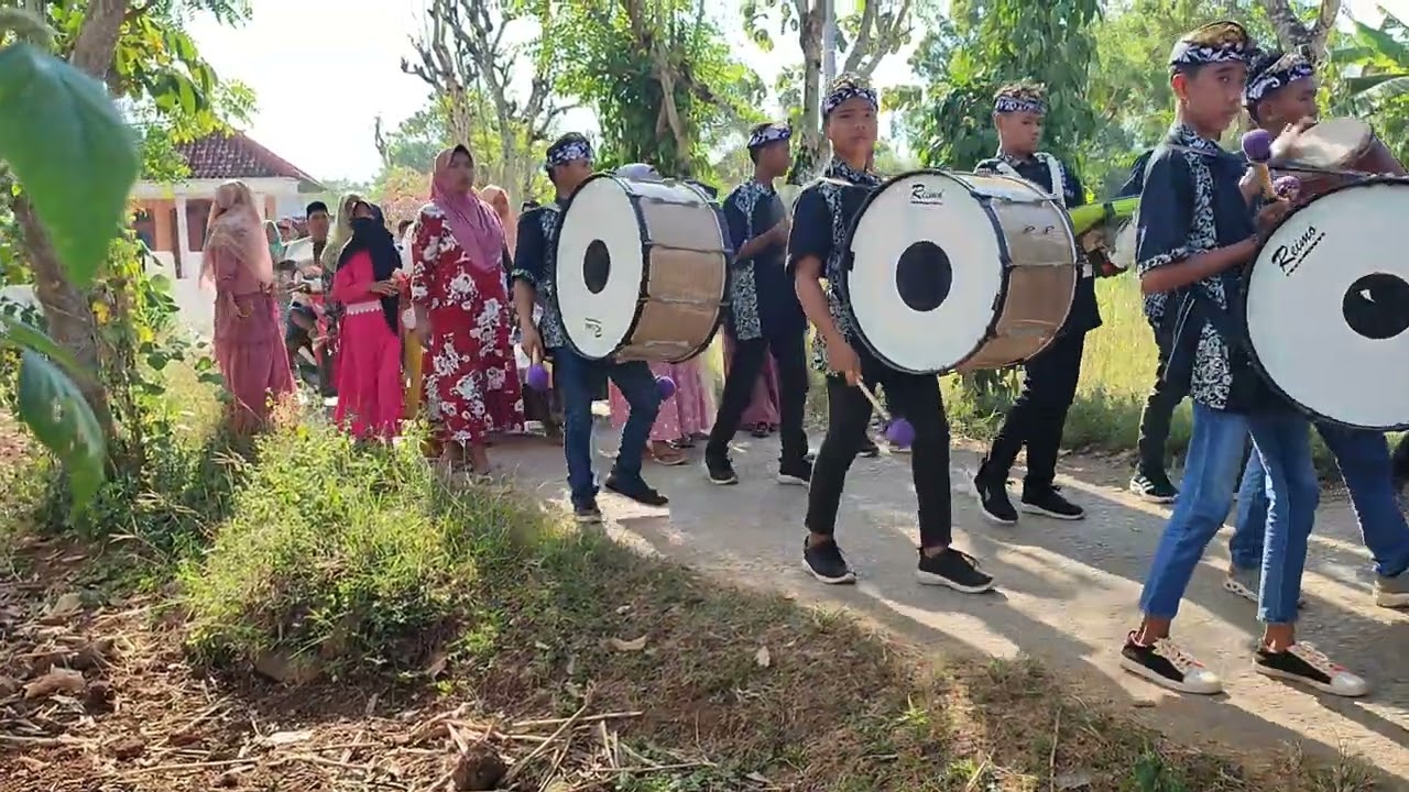 Parade Karnaval Yayasan Baitul Muttaqin juruan Daya Sumenep