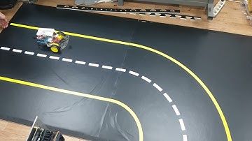 Lane following 2 differential wheel robot