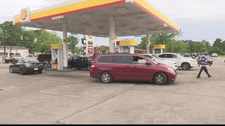 AAA says people should not panic buy during gas shortage