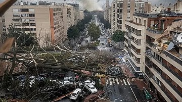 Vietnam chaos today..!! Typhoon Bualoi rage, destroying Nghe An