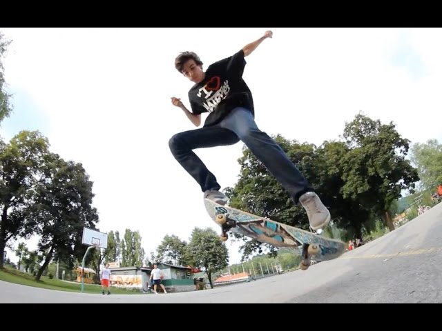 DOLPHIN FLIP SKATE SUPPORT - YouTube