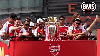 CRAZY SCENES 🔴 Arsenal fans flood the streets for Premier League parade! 🏆