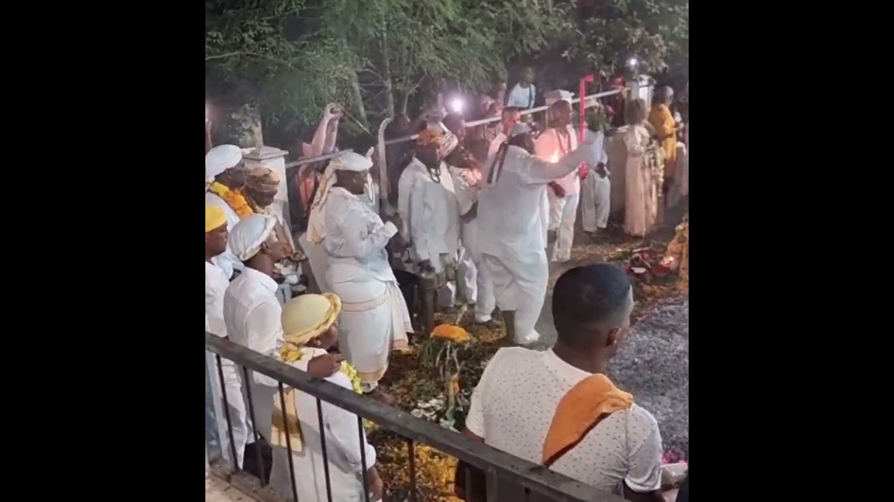 Marche sur le feux famille mahalatchimy 13 avril 2025