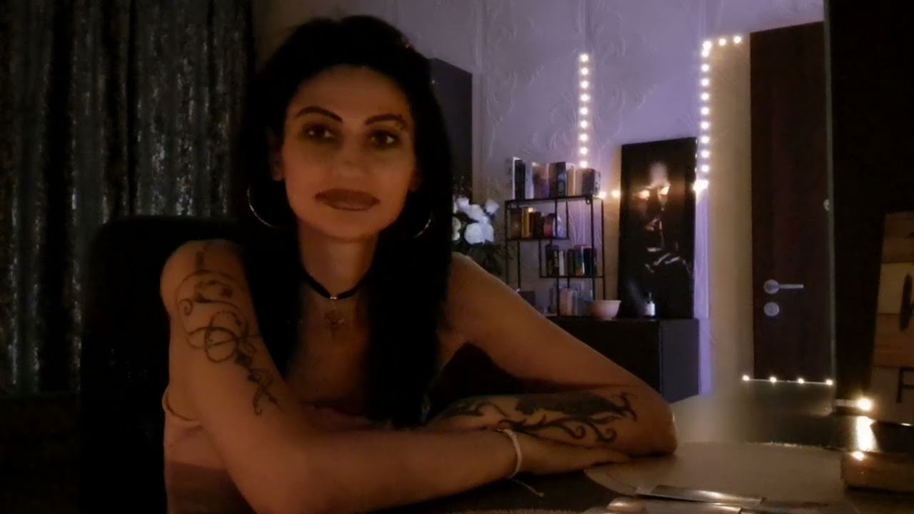 Toată lumea fuge de bărbatul asta acum...cineva te apară în discuțiile cu persoana asta .👽🗯💭💥4 iulie