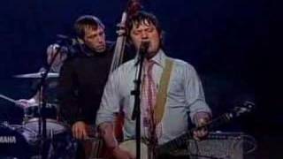 Video thumbnail of "Modest Mouse - Satin in a coffin (live at Letterman)"