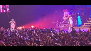 La Joaqui Y Callejero Fino Cantan Lati2 En El Estadio Luna Park 2023