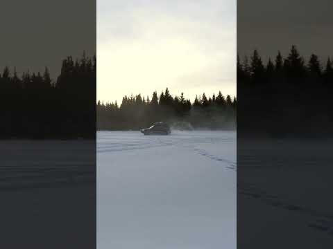 Drifting my Offroad Subaru Forester in Fresh Snow!