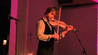 Alexander Rybak, Bergrosa, Vinterbilder, Lommedalen kirke, 2.12.2011