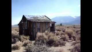 Abandoned homestead on hwy 395 in california