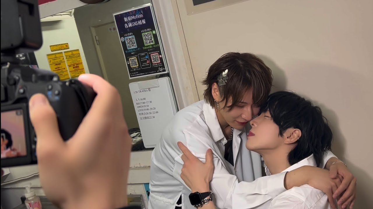 これが公式カップルです