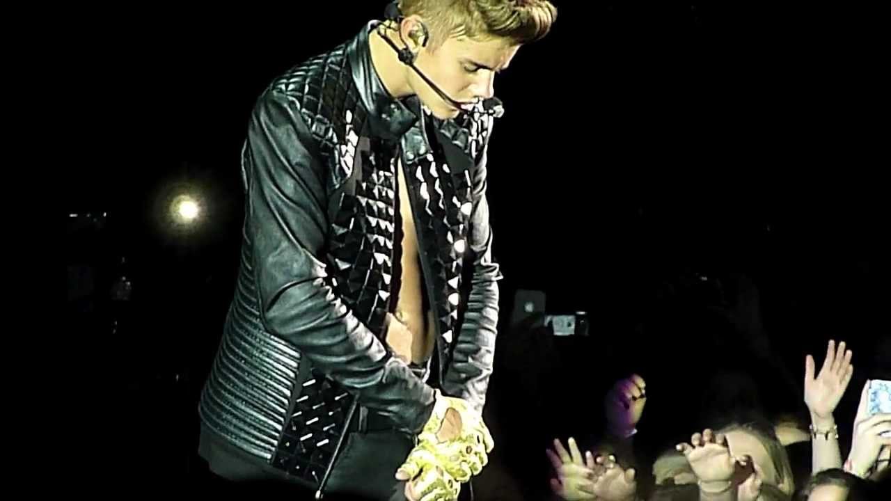 Justin Bieber,  As Long As You Love Me, O2 Dublin, 17-02-2013 HD