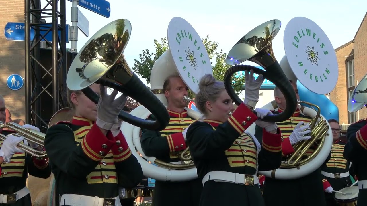 Parade Mundial Elsloo 2023 - Jachthoorn en Trompetterkorps Edelweiss (4K)