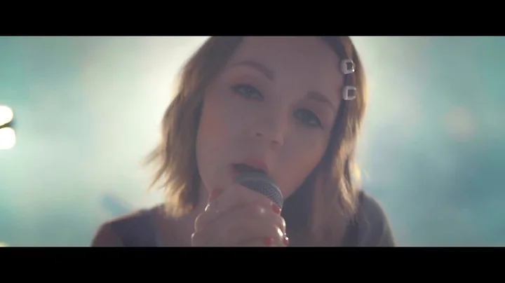 Sarah Reeves - Heart First (Official Music Video)