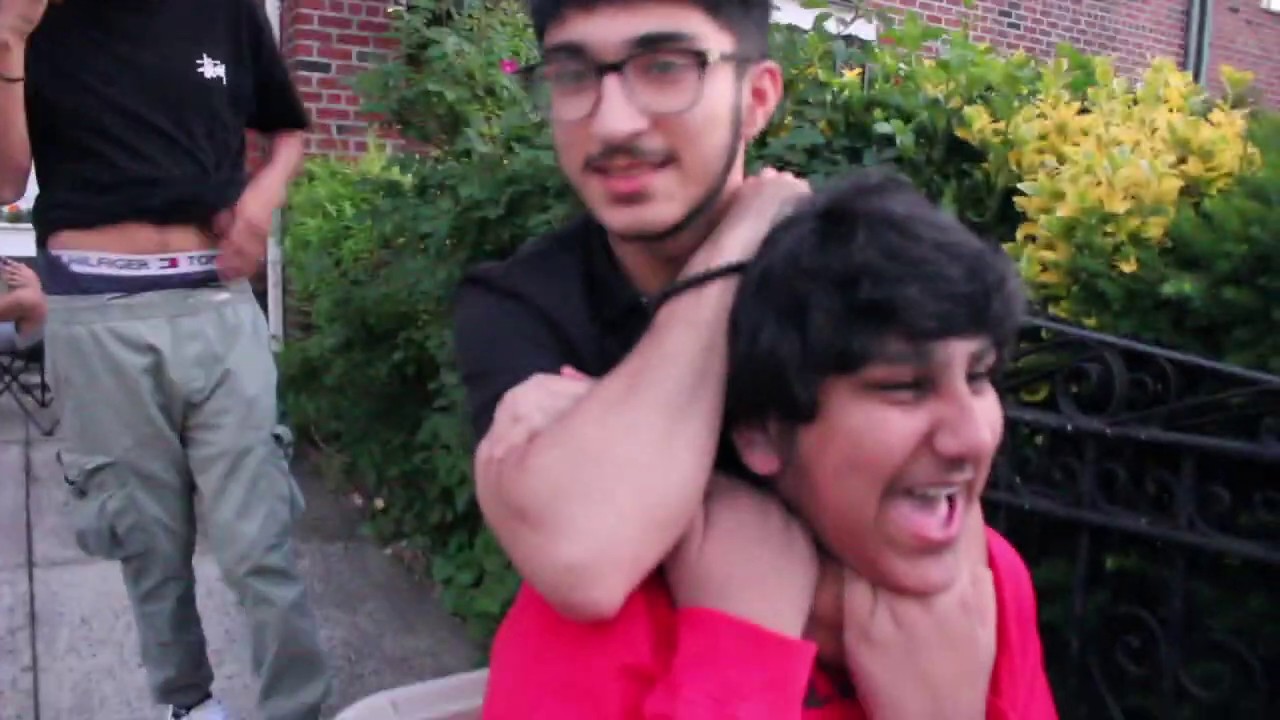 HE CHOKED HIM OUT!!! YouTube