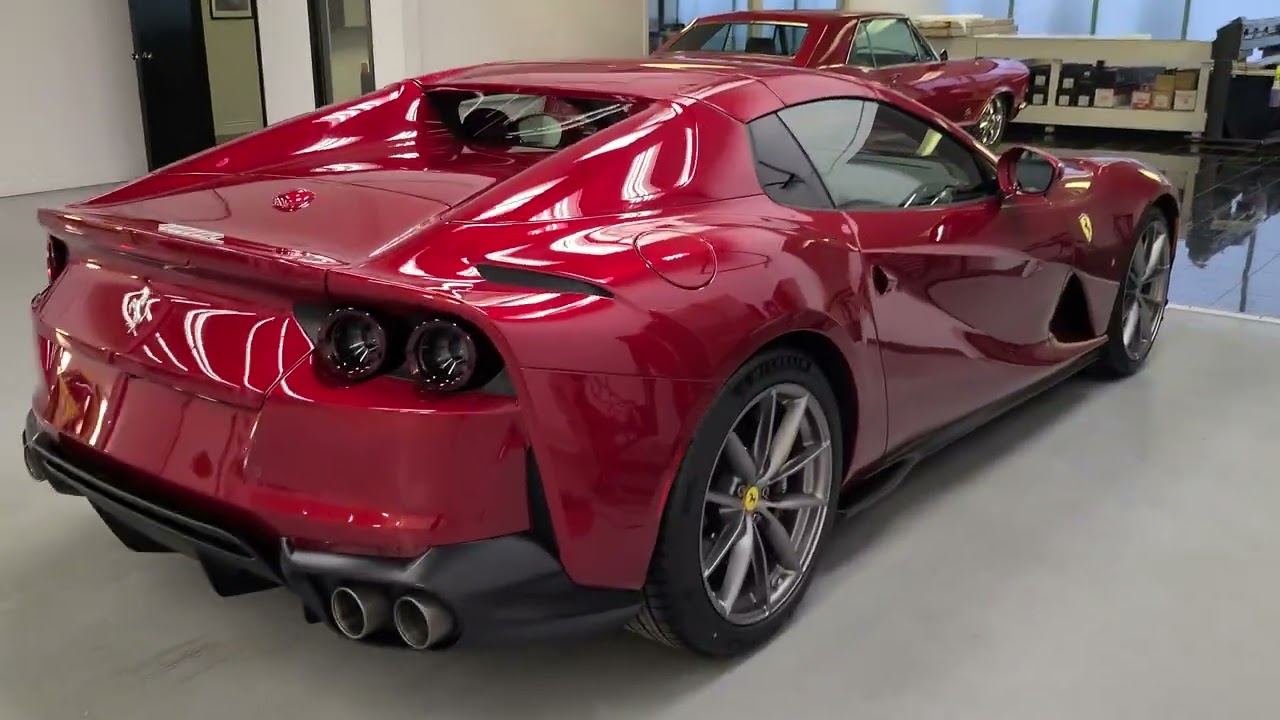 Rosso Maranello Ferrari 812 GTS Walkaround