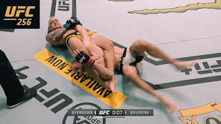 Tony Ferguson refuses to submit to Charles Oliveira's armbar in Round 1