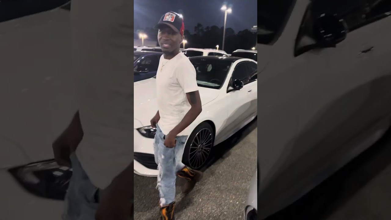 How Hood Dudes Be When They Get A New Job