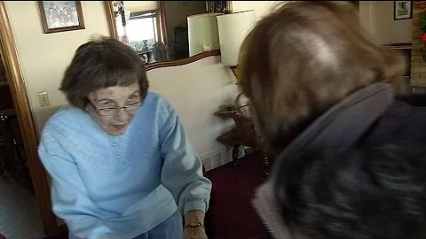 Program serves up food and keeps an eye on elderly...